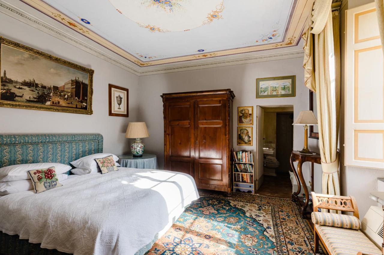 Villa Nottolini Vorno ภายนอก รูปภาพ