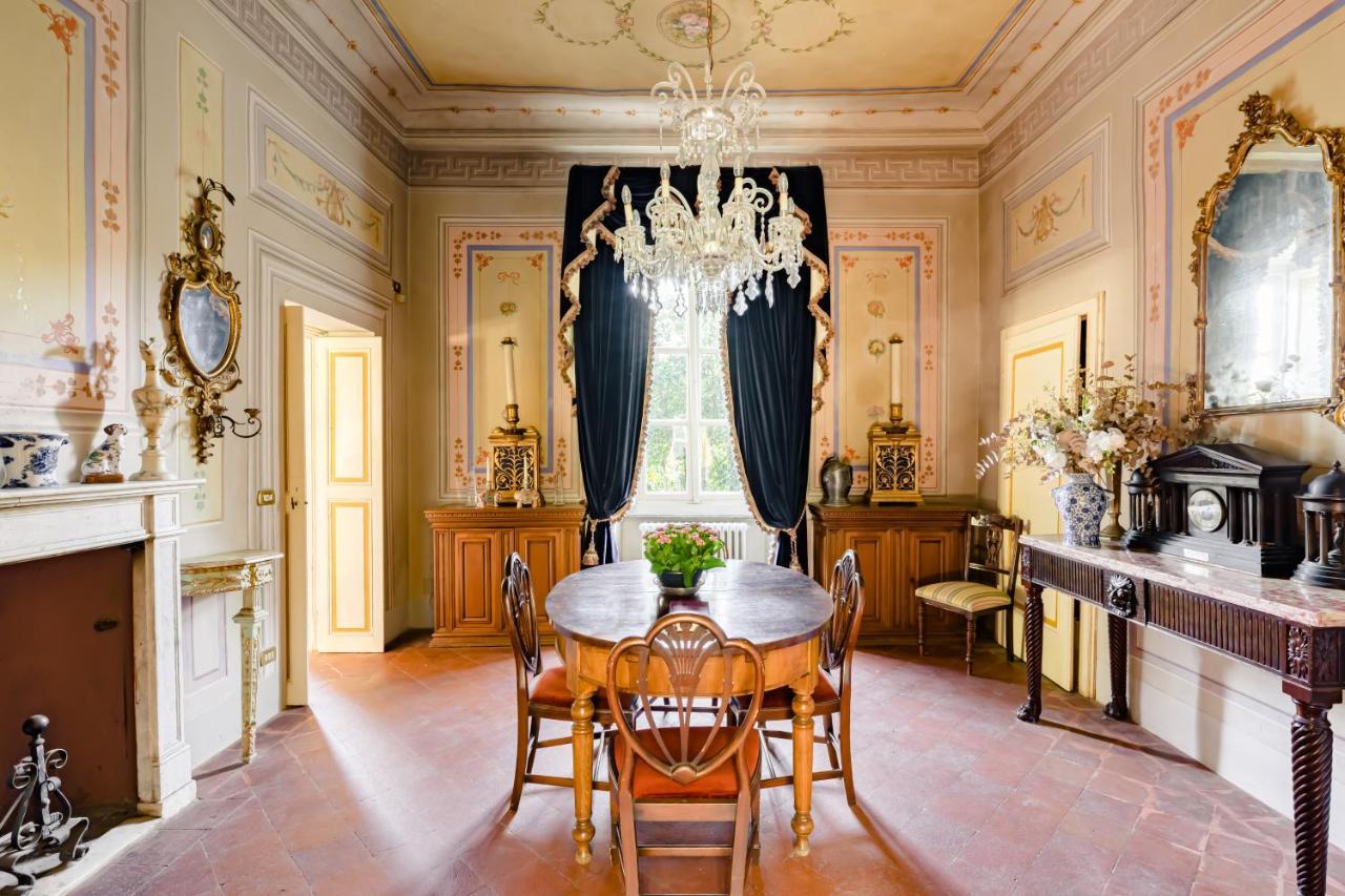 Villa Nottolini Vorno ภายนอก รูปภาพ